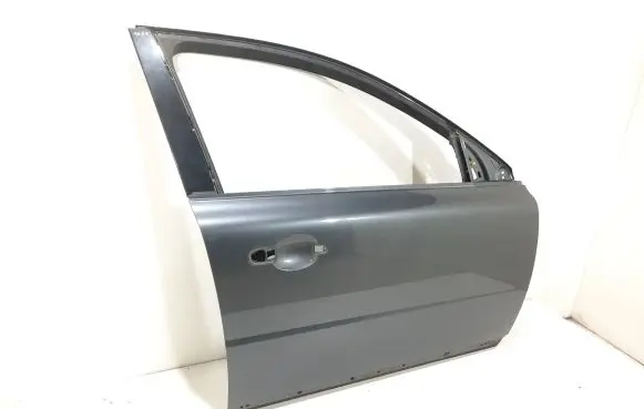Volvo V70 Front door