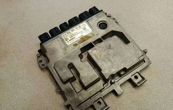 Mercedes-Benz E W213 Engine control unit/module A6549003200 0281033490 A6549012600