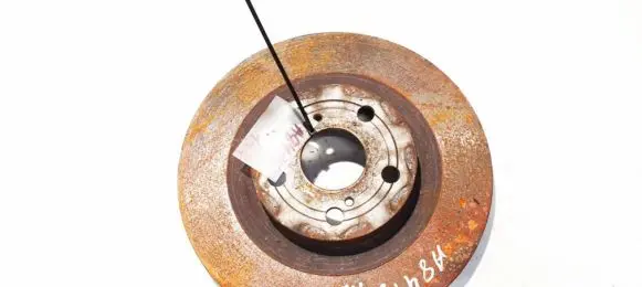 Toyota Avensis T250 Front brake disc ventiliuojamas