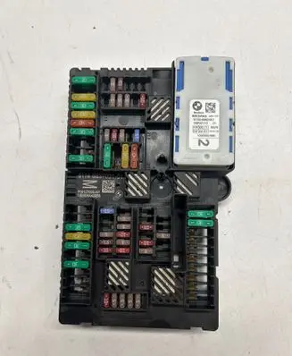 BMW 5 G30 G31 Fuse module 6992957 1800802490 55892110