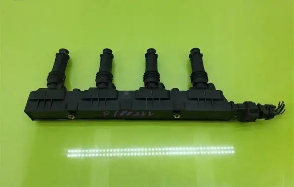 Opel Corsa C High voltage ignition coil 5DA358000201