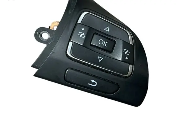 Volkswagen Touran II Steering wheel buttons/switches 5C0959538 422610040182