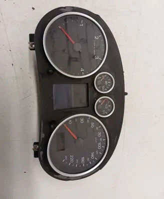 Audi A2 Speedometer (instrument cluster) 110080192 0682 81117994