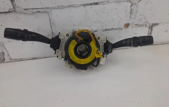 KIA Sportage Wiper turn signal indicator stalk/switch DI0W0680152