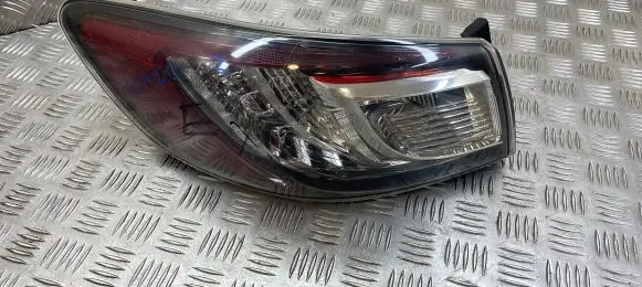 Mazda 3 II Rear/tail lights BBM551160