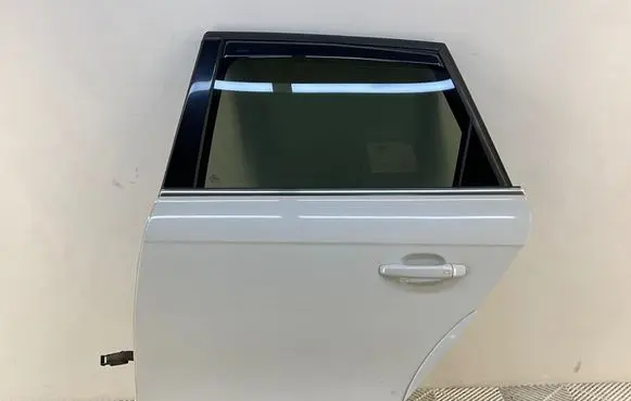 Audi A4 Allroad Rear door