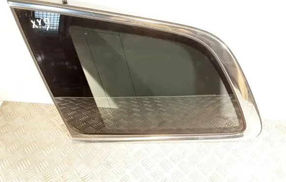 Volvo XC90 Rear side window 31468145