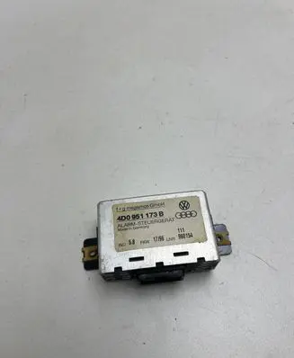 Audi A4 S4 B5 8D Alarm control unit/module 4D0951173B 960154