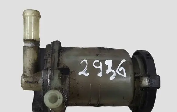 Toyota Avensis T250 Power steering fluid tank/reservoir