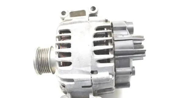 Mercedes-Benz C W204 Generator/alternator A0009063000