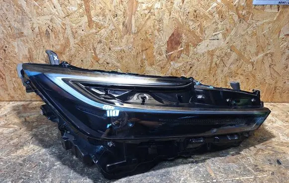 Toyota Prius xw60 Headlight/headlamp