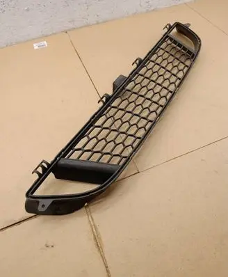 BMW 2 F22 F23 Front bumper lower grill 384600800 10833610