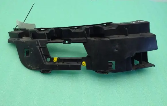 Jaguar F-Pace Front bumper mounting bracket HK8317C862AA HK8M17C862AA