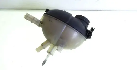 Mercedes-Benz E W212 Coolant expansion tank/reservoir 2045000549