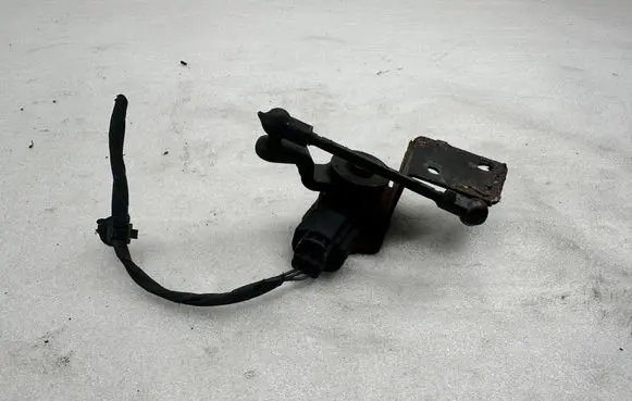 Jeep Grand Cherokee Air suspension front height level sensor 68245329AB 68245329
