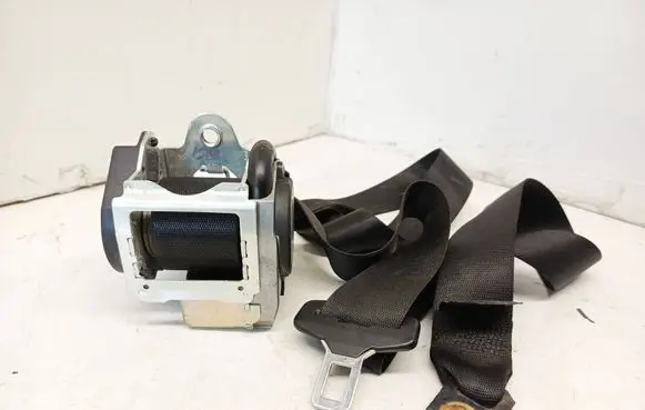 Smart ForFour I Front seatbelt 602873600 005R000 040824
