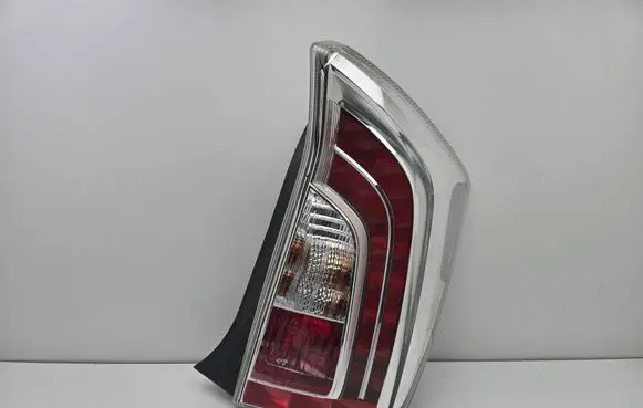 Toyota Prius (XW30) Rear/tail lights A046040