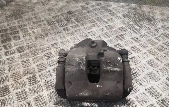 Mercedes-Benz C W204 Front brake caliper 2044212581 A2044212581