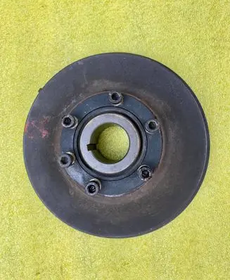 Mercedes-Benz W123 Crankshaft pulley