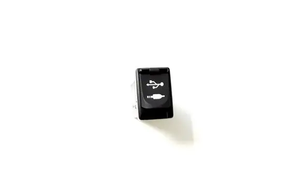 Toyota RAV 4 (XA40) USB socket connector 8619042040