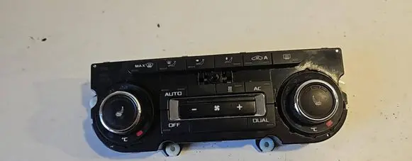 Skoda Octavia Mk2 (1Z) Climate control unit 3T0907044BN 5HB00974977 SW0506