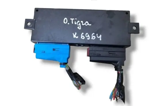 Opel Tigra B Sunroof control unit/module 93163404