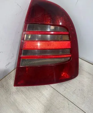 Skoda Superb B5 (3U) Rear/tail lights 1SCX13404AA 1345044 AP5CZE0H