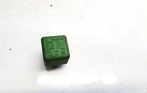 Opel Omega B1 Other relay 03447012