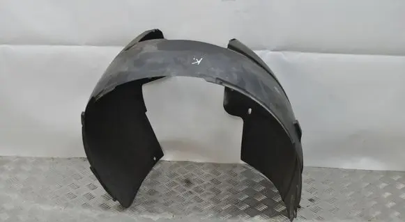 Chrysler Town & Country V Front wheel arch liner splash guards 05113095AC