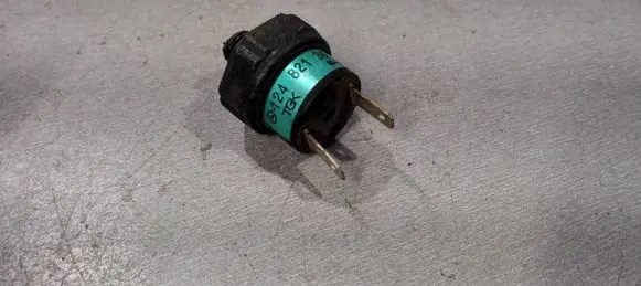 Air conditioning (A/C) pressure sensor