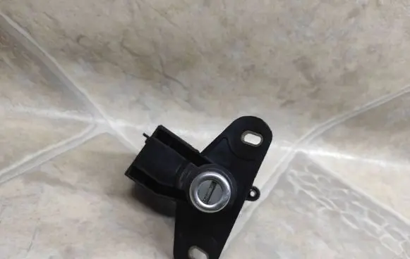 Opel Astra G Tailgate exterior lock 