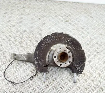 BMW 6 F12 F13 Front wheel hub 2286606 6853859