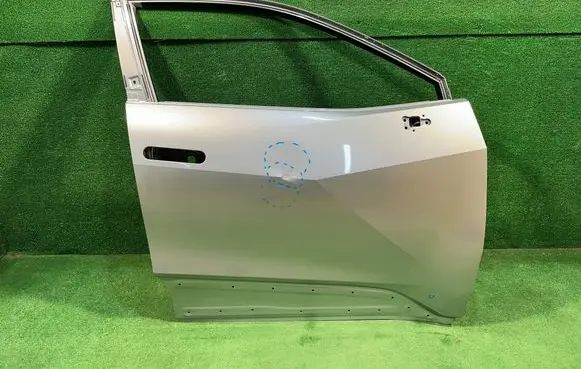 Toyota C-HR II Front door CHRIIDRZWIPRAWYPRZ