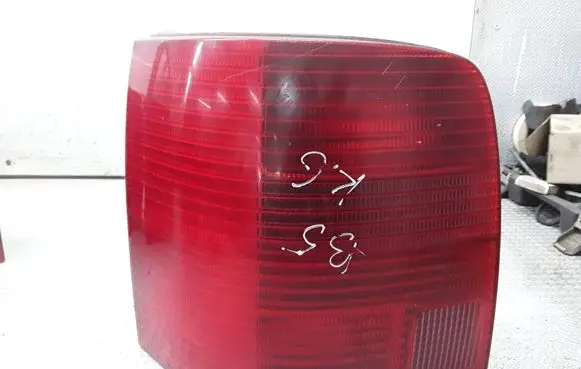 Volkswagen PASSAT B5 Rear/tail lights