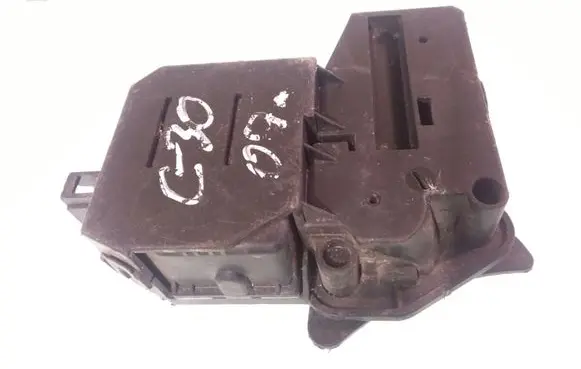 Fuel tank cap lock