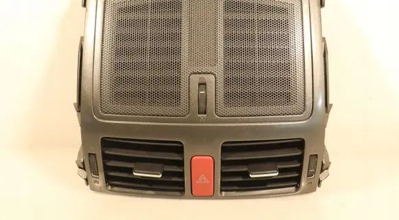 Toyota Auris 150 Dashboard air vent grill cover trim 81644