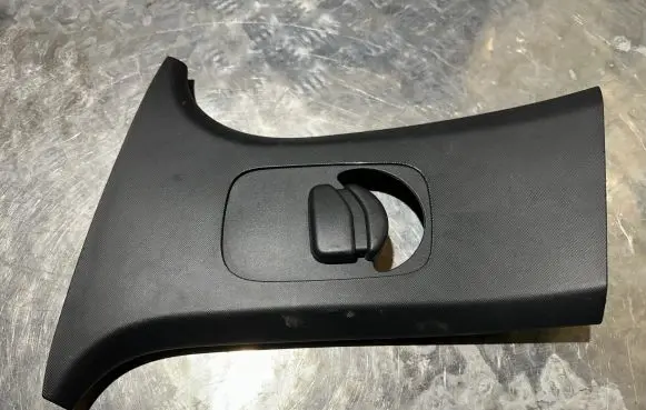 Citroen DS4 (B) pillar trim (top) 9687484177