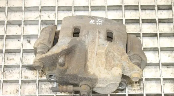Nissan Qashqai Front brake caliper