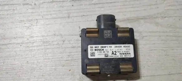 Nissan Qashqai Distronic sensor radar 284384EA5C 39R07078 0203300710