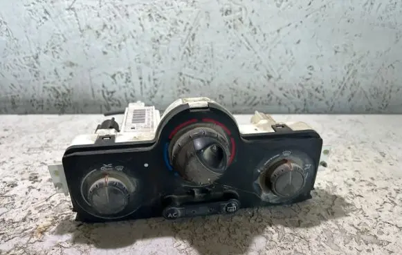 Renault Megane II Climate control unit F666445V 69420001 2F771