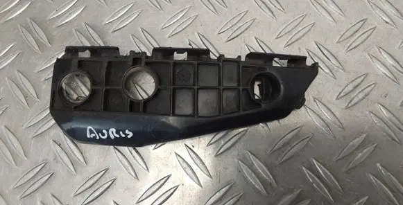 Toyota Auris 150 Front bumper mounting bracket 5253602030
