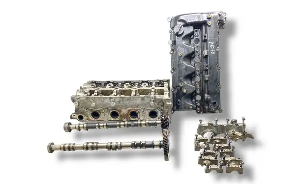 Mitsubishi ASX Engine head 00197597 4N13