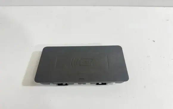 BMW X5 G05 Wireless charging module 5A82C19 5B5FF97