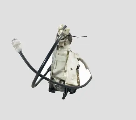Peugeot 407 Front door lock