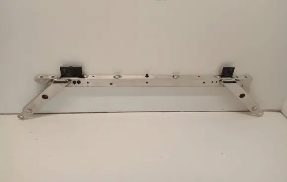 Volvo XC60 Top upper radiator support slam panel 31688773