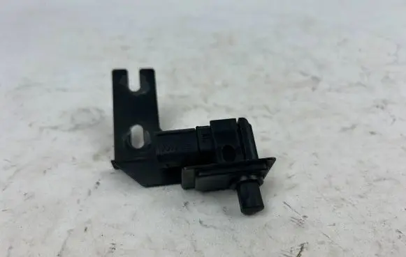 BMW 7 E65 E66 Bonnet alarm switch sensor 4157962