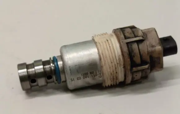 Mercedes-Benz Sprinter W906 Camshaft vanos timing valve A6511800315
