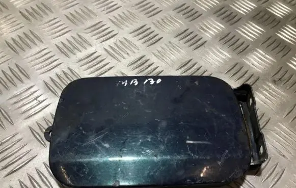 Mercedes-Benz 190 W201 Fuel tank cap
