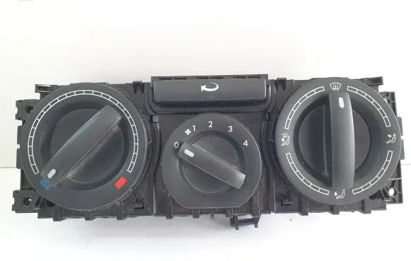 Volkswagen Transporter - Caravelle T5 Climate control unit 7H0819045A
