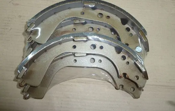 Toyota 4 Runner N120 N130 Handbrake/parking brake pads J3502039
